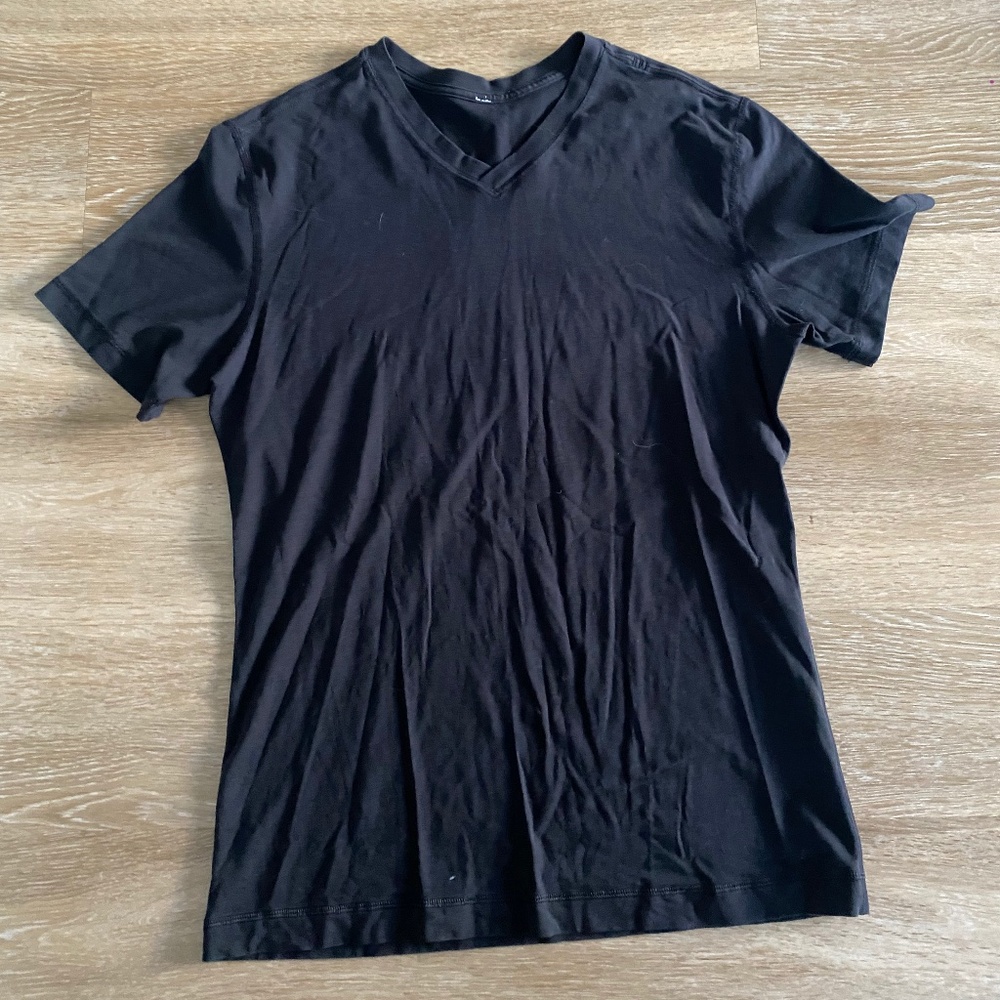 Lululemon mens athletic t shirt